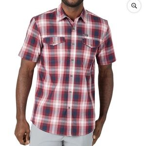 Wrangler Mens Medium Outdoor Short Sleeve Shirt Plaid Barn Chore Workwear UPF 40